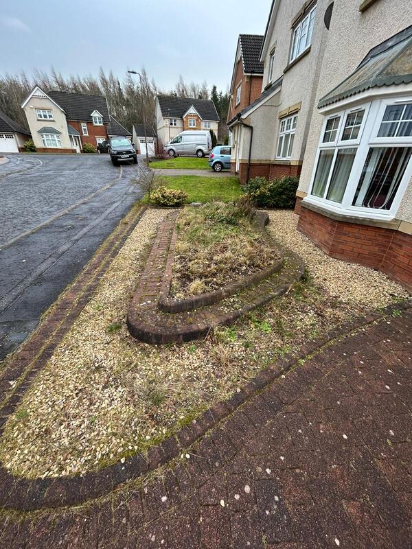 Our clients front garden before we layed the new turf in their fron garden near Gilmerton, click here for a quote