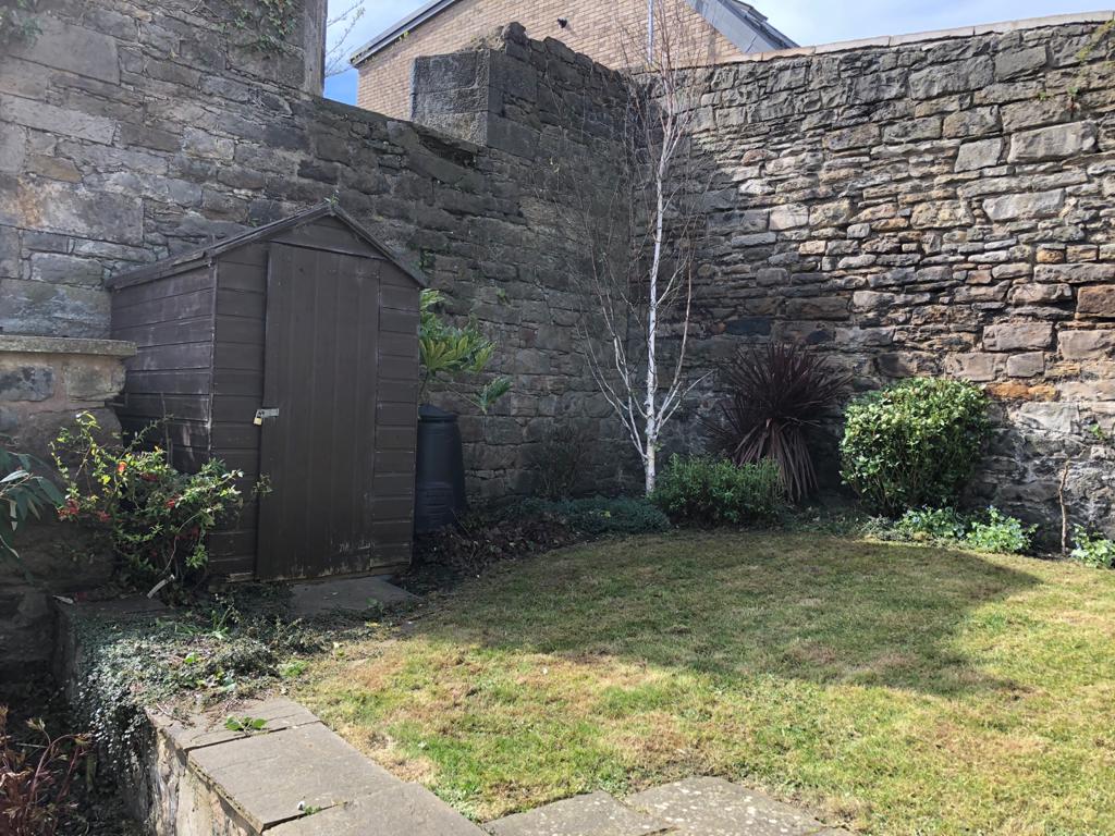 The Best Garden makeover company in Edinburgh, click here and contact JDS Gardening Services for a quote