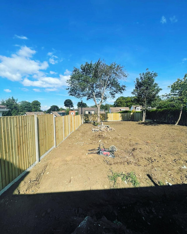 Concrete fencing installers in Edinburgh, click here for a quote from JDS Gardening Services