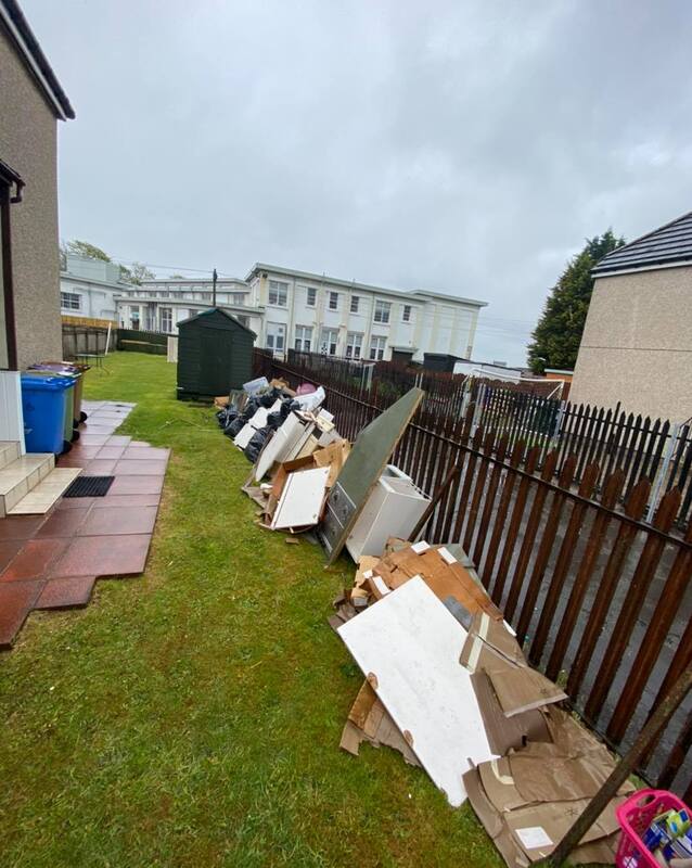 Garden rubbish removals in Edinburgh by JDS Gardening, click here for a quote and book online