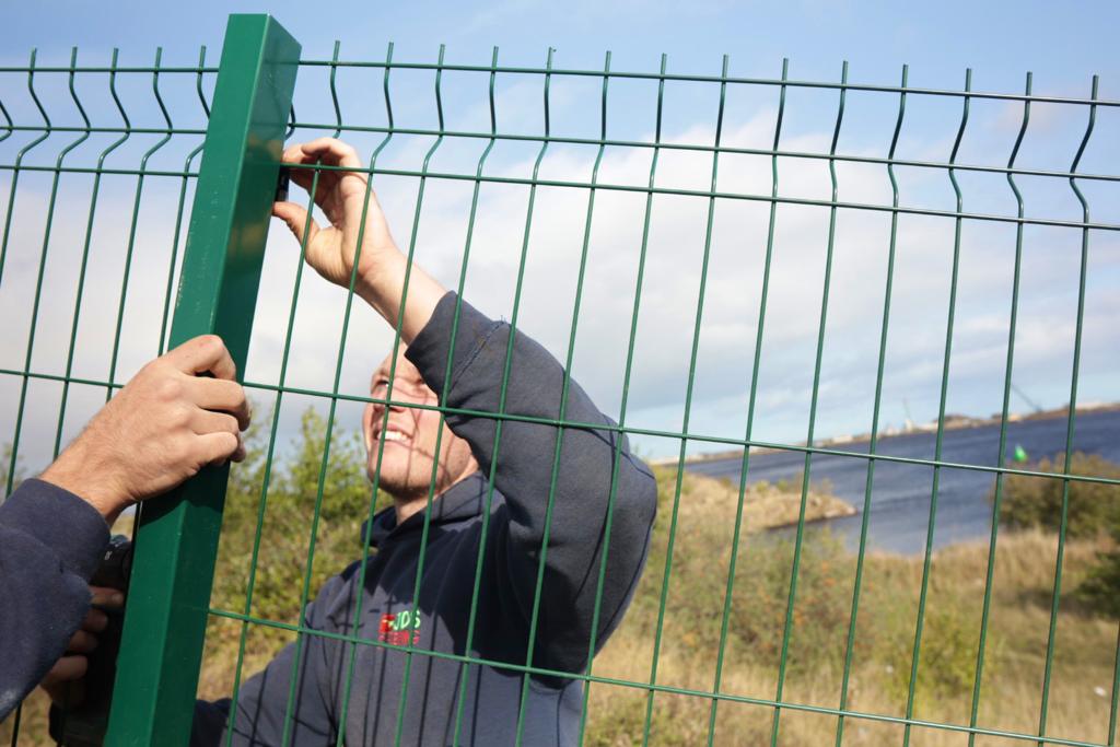 Do you need mesh fencing installed in Edinburgh, click here for more info