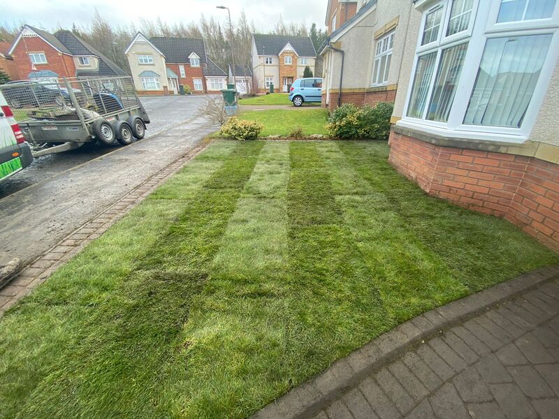 Do you need new turf layed in your Edinburgh garden? click here for a turf laying quote from JDS Gardening Services