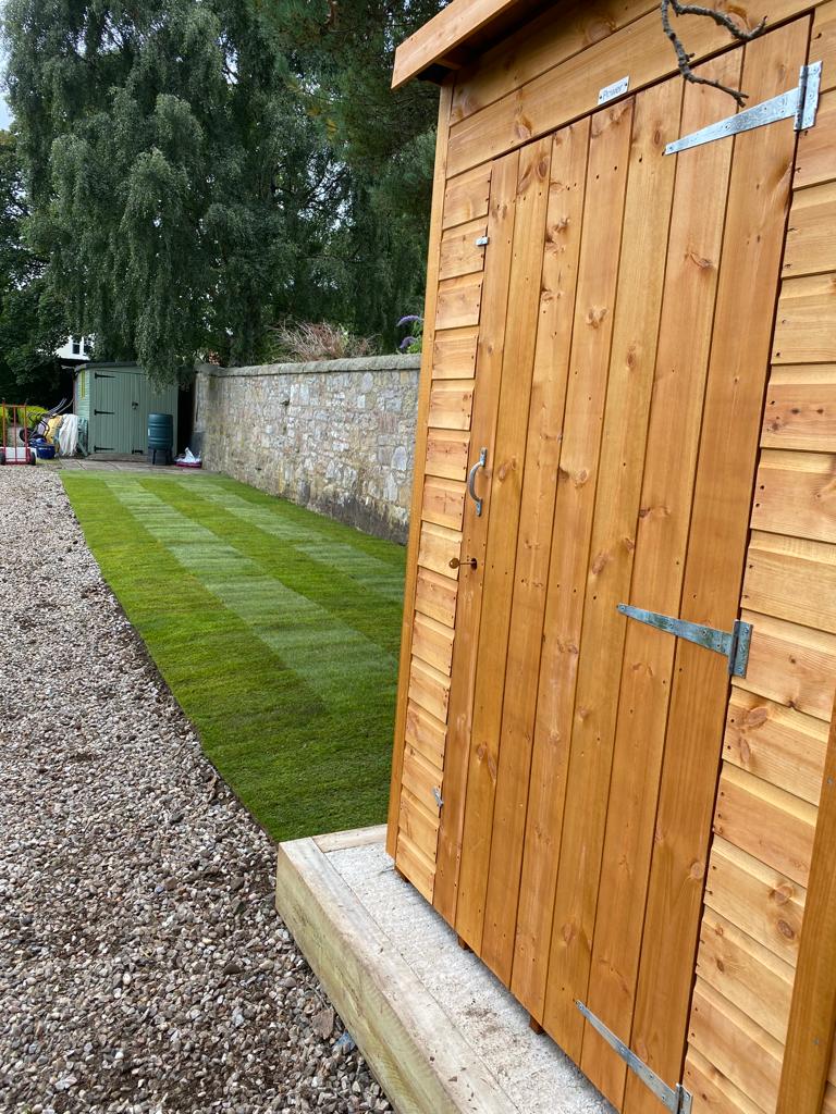 Pent roof shed installation in Edinburgh, click and contact JDS Gardening Services for a pent roof supply and installation quote in Edinburgh and the Lothians