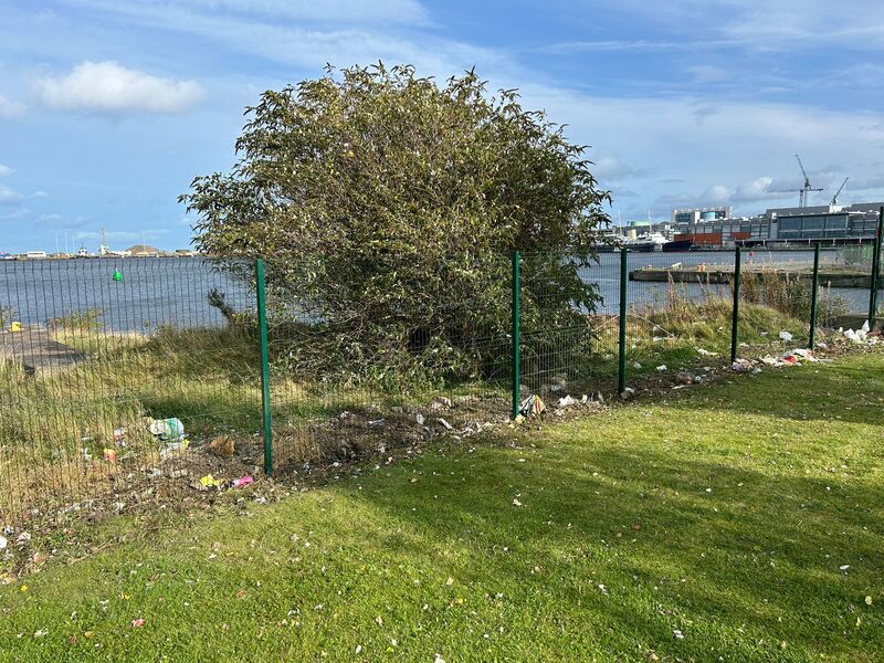 Would you like Vmex mesh fencing installed in Edinburgh, click here for more info