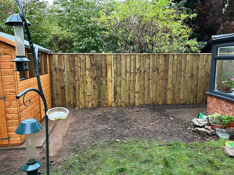 Doyou need a new garden fence installed in Edinburgh, click here for a garden fence and shed installation quote